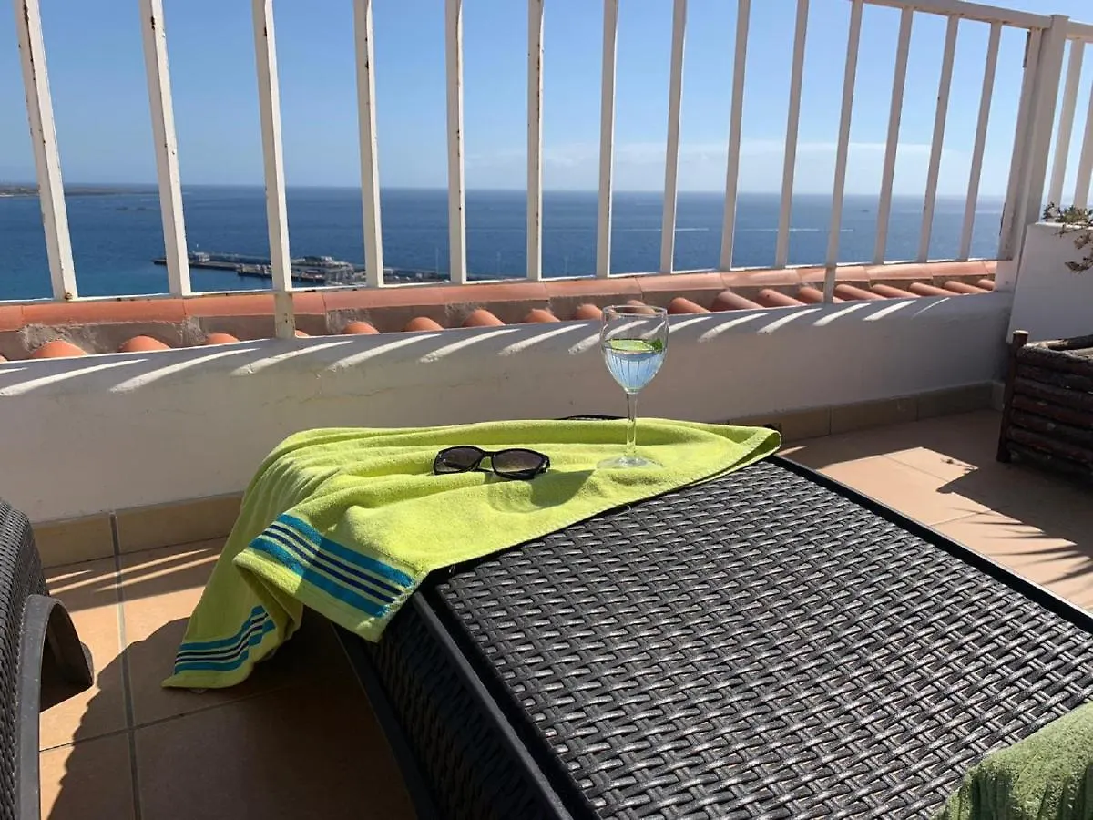 Amazing Sea Views In Cactus Blanco Apartment Los Cristianos   Los Cristianos (Tenerife)