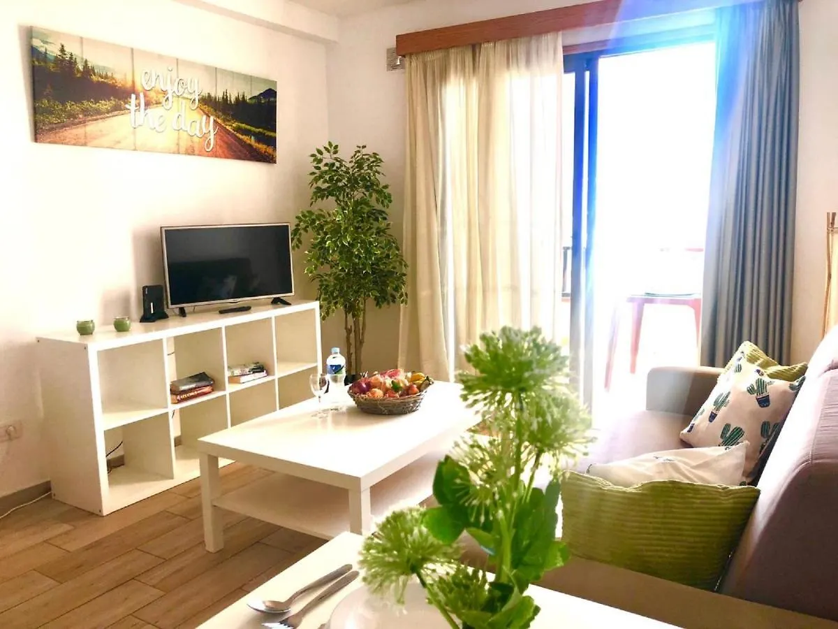 Amazing Sea Views In Cactus Blanco Apartment Los Cristianos